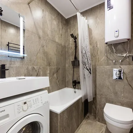 Apartment квартири люкс метро чернігівська