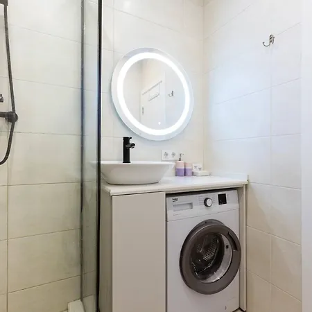 квартири люкс метро чернігівська Apartment Kyiv